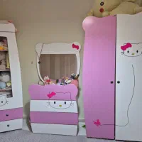 تخت‌و‌کمد کیتی