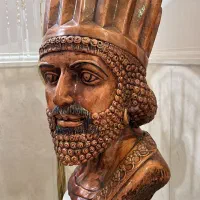 مجسمه هخامنشی