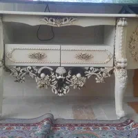 بوفه ومیزتلوزیون