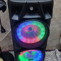 اسپیکر پرقدرت و شارژی