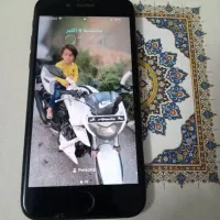 گوشی ایفون se2020