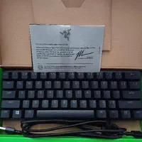 کیبرد ریزر huntsman mini فوق تمیز