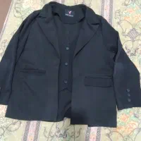 کت وشلوار وکت تک سایز ۳۸. ۴۰