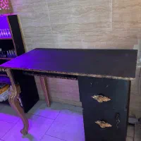 میز کاشت ناخن