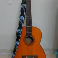 گیتار یاماها C80