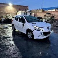 پژو 207مدل96دنده اتومات تصادفی