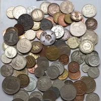 ۲۰۰ عدد سکه خارجی کلکسیونی