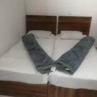 اجازه سویت آپارتمان روزانه با پارکینگ و آسانسور|اجارهٔ کوتاه‌مدت آپارتمان و سوئیت|مشهد, هفده شهریور|دیوار