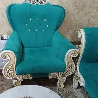 مبل کلاسیک تمیز و شیک سالم ۸نفره|مبلمان خانگی و میز عسلی|تهران, جوادیه|دیوار