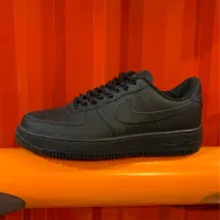 نایک ایرفورس ویتنام سایز ۴۰ و ۴۲|کیف، کفش، کمربند|اصفهان, شهرک کاوه|دیوار