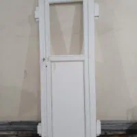 فروش در سرویس بهداشتی