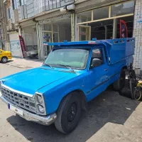 نیسان وانت ۸۳