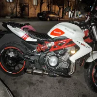 بنلی ۳۰۰ واقعی