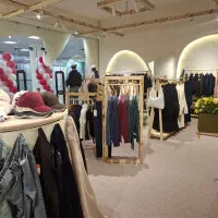 تجربه کار در بوتیک زنانه با فضایی آرام و زیبا|استخدام بازاریابی و فروش|تنکابن, |دیوار