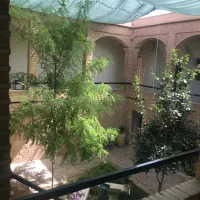 محیط نمایشگاهی|اجارهٔ کوتاهمدت دفتر کار و فضای آموزشی|یزد, |دیوار