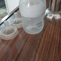 شیشه شیر اونت و هی اور شی