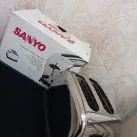 توستر مارک سانیو