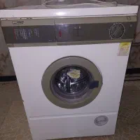 لباس شویی ۵ کیلویی ارج بدنه در حد صفر