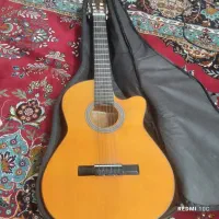 گیتار کلاسیک نایلون(برند دیاموند)