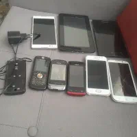 تعدادی موبایل وتبلت