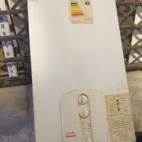 پکیج شوفاژ دیواری باکسی سرویس شده درحد نو
