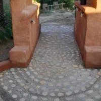 آلاچیق وباربیکیو