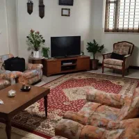 ۴۸ متری ، آسانسوردار ، سرمایه‌گذاری ، میدان امامت