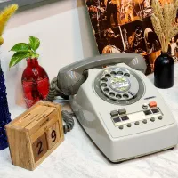 تلفن سانترال رو میزی کلکسیونی ژاپنی