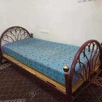تخت فلزی تک نفره