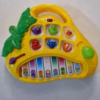 پیانو کوچک چند کاره