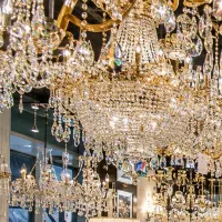 کارگر ساده برای فروشگاه لوستر دو نفر