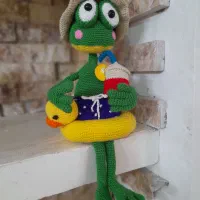 قورباغه ی شناگر