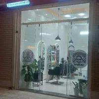اصلاح سر و صورت آقایان به صورت حرفه ای|خدمات آرایشگری و زیبایی|شاهین‌شهر, خانه کارگر|دیوار
