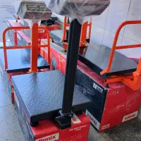 انواع ترازو باسکول ۳۰۰ و۱۵۰ کیلو محک کمری ایستاده|فروشگاه و مغازه|زاهدان, |دیوار