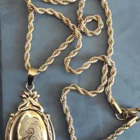 زنجیر ومدال|بدلیجات|مراغه, |دیوار
