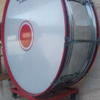 طبل یاماها|درام و پرکاشن|صومعه‌سرا, |دیوار