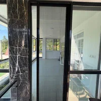 تولید ونصب توری پلیسه اجرا روی تمام چهارچوب آستارا