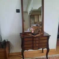 کلکسیونی و عتیقه