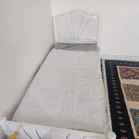 تخت خواب یک نفره