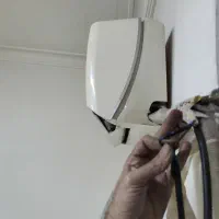 نصب کولر تعمیرات تخصصی کولر سرویس کار کولر اسپیلت|خدمات پیشه و مهارت|رشت, سعدی (تختی)|دیوار