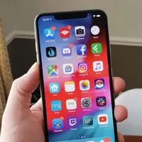 اپل iPhone XS Max با حافظهٔ ۶۴ گیگابایت