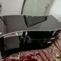 میز تلویزیون شیشه ای
