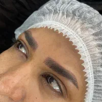 آموزش میکروبلیدینگ و آرایش دائم