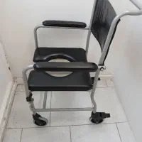 ویلچر حمامی،توالتی دو کاره خارجی(بدون جاپایی)|آرایشی، بهداشتی، درمانی|تهران, دریاچه شهدای خلیج فارس|دیوار