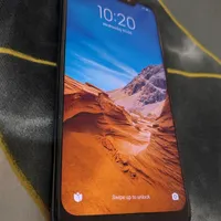 شیائومی Pocophone F1 با حافظهٔ ۶۴ گیگابایت