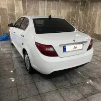 دنا پلاس مدل ۴۰۲