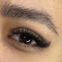 نیازمند مدل اکستنشن مژه