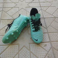 کفش ورزشی چمنی|کیف، کفش، کمربند|خرمدره, |دیوار