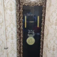 یک عدد ساعت ایستاده سالم و بدون نقص نو
