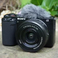 Sony ZV-E10 Mirrorless Camera kit 16-50mm